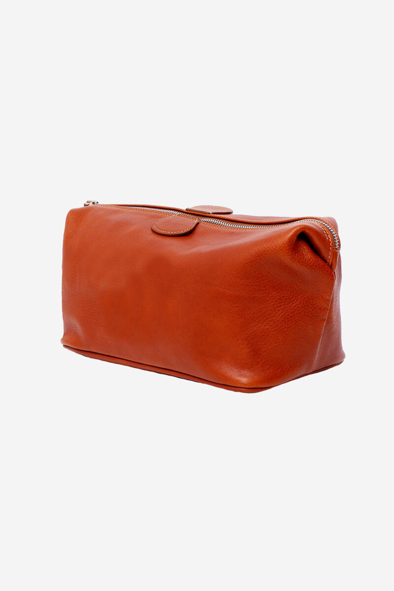 Luxurious Brown Leather Toiletry Accessory Bag - Essential for Travelers in Style